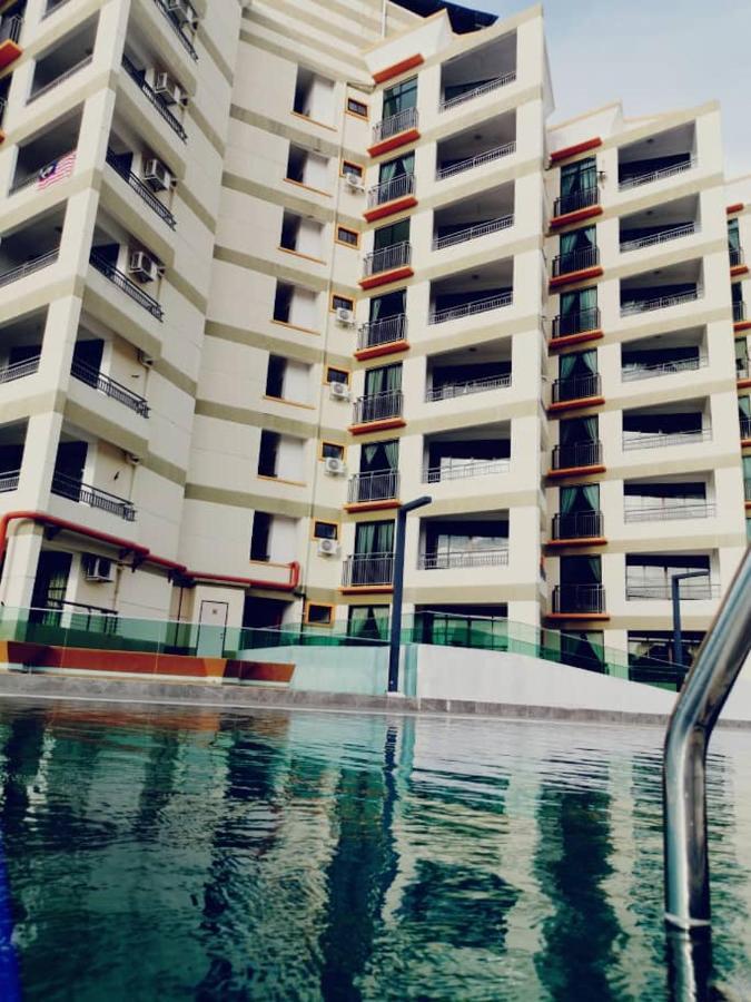 Marina Heights Hotel Residences Lumut Exteriér fotografie