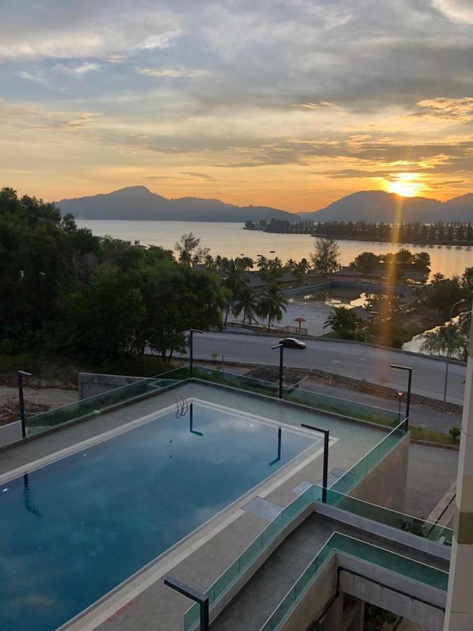 Marina Heights Hotel Residences Lumut Exteriér fotografie