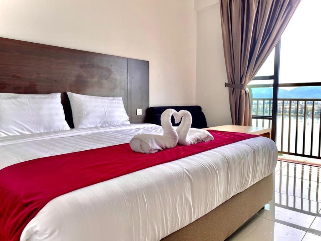 Marina Heights Hotel Residences Lumut Exteriér fotografie