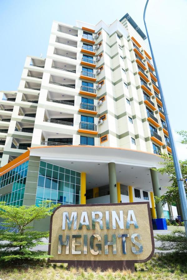 Marina Heights Hotel Residences Lumut Exteriér fotografie
