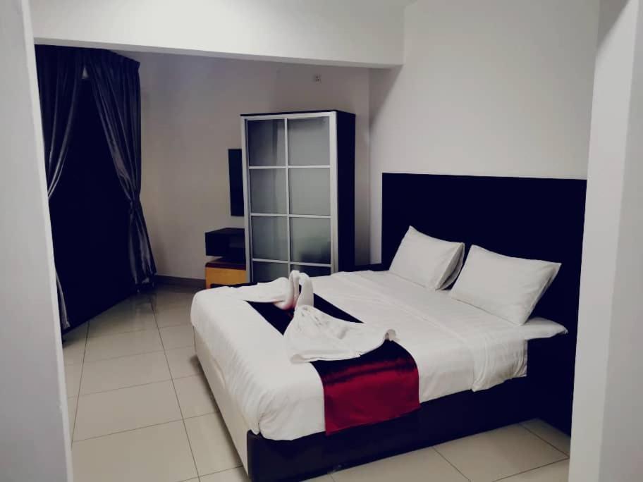 Marina Heights Hotel Residences Lumut Exteriér fotografie